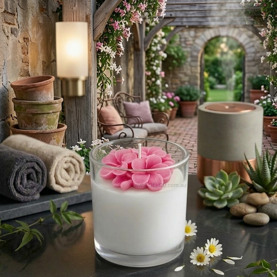 Cute 3 Flowers - Hand Poured Container Candle